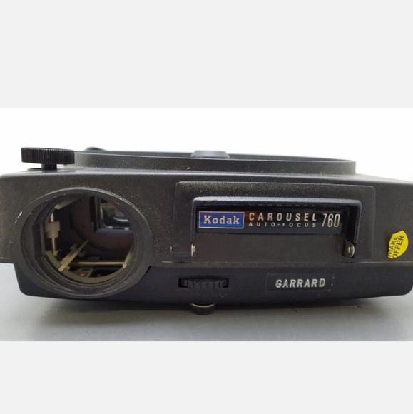 Vintage Kodak Carousel 760 auto focus Projector with case slide tray and lamps - Picture 6 of 10